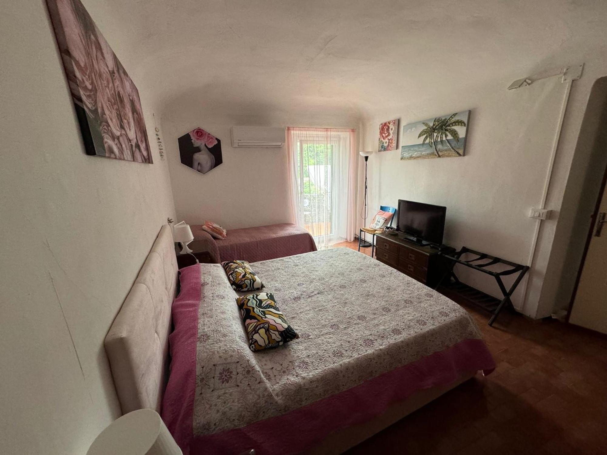La Terrazza Di Ameglia Alta Apartment Exterior photo